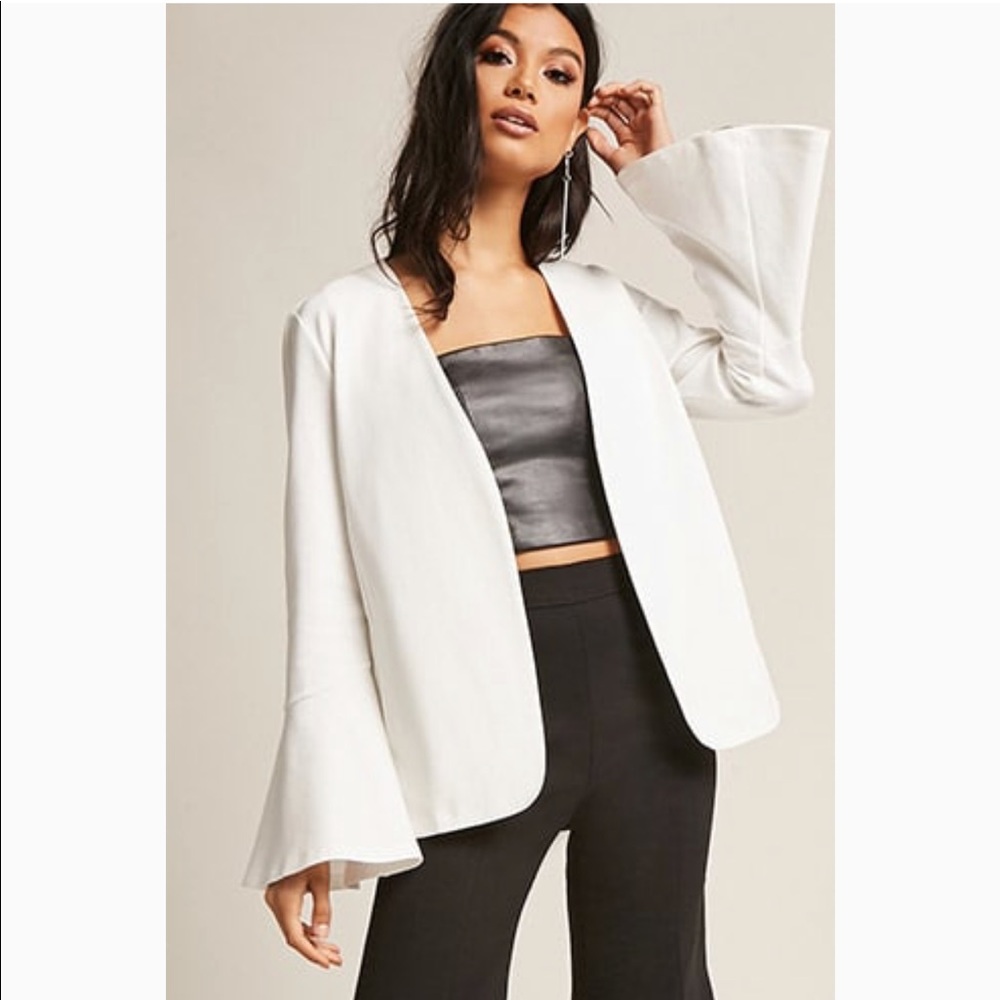 NWT White Bell Sleeve Blazer